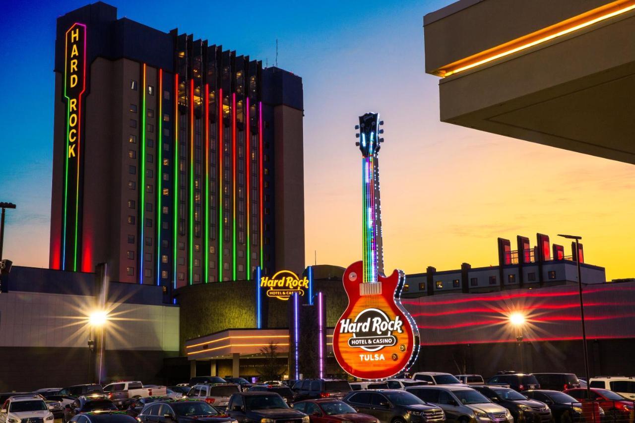 Hard Rock Hotel & Casino Tulsa Catoosa Exterior photo